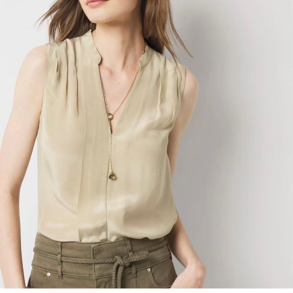 White House Black Market, Pleated Front V-Neck Sleeveless Shell, Women’s X-Small